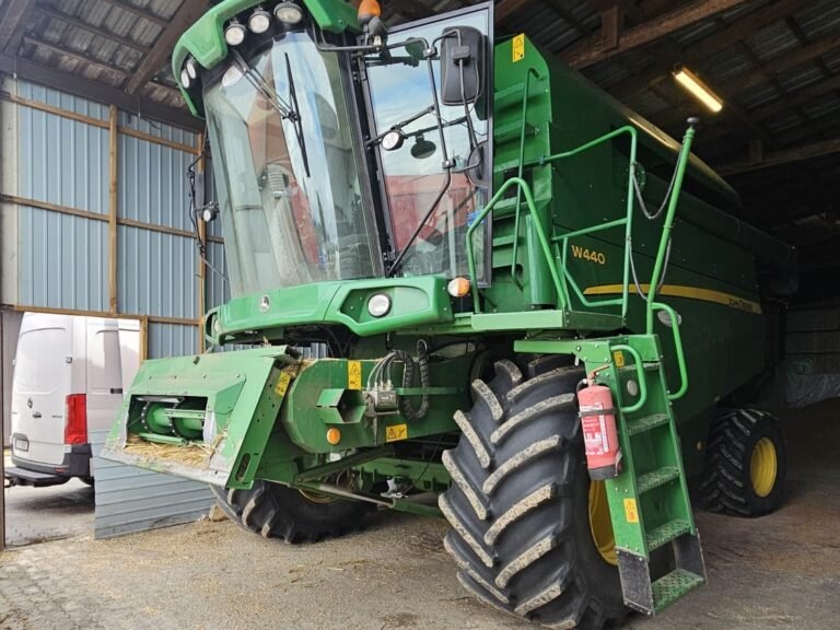 JOHN DEERE W440