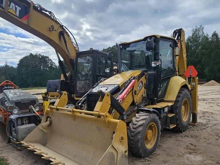 CATERPILLAR 428